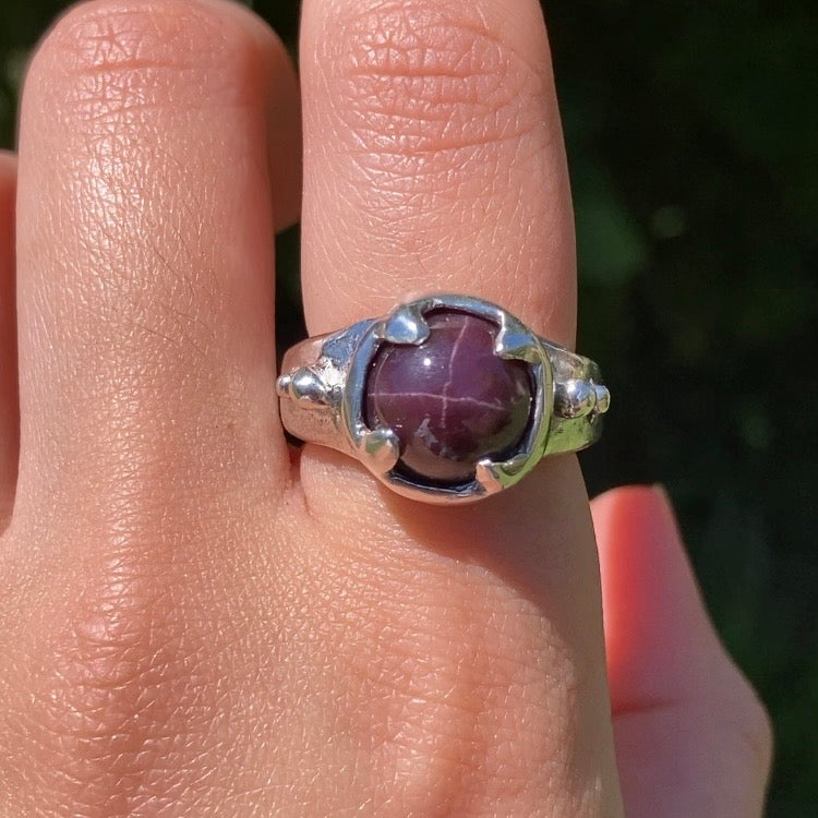 Star Garnet Barbed Ring