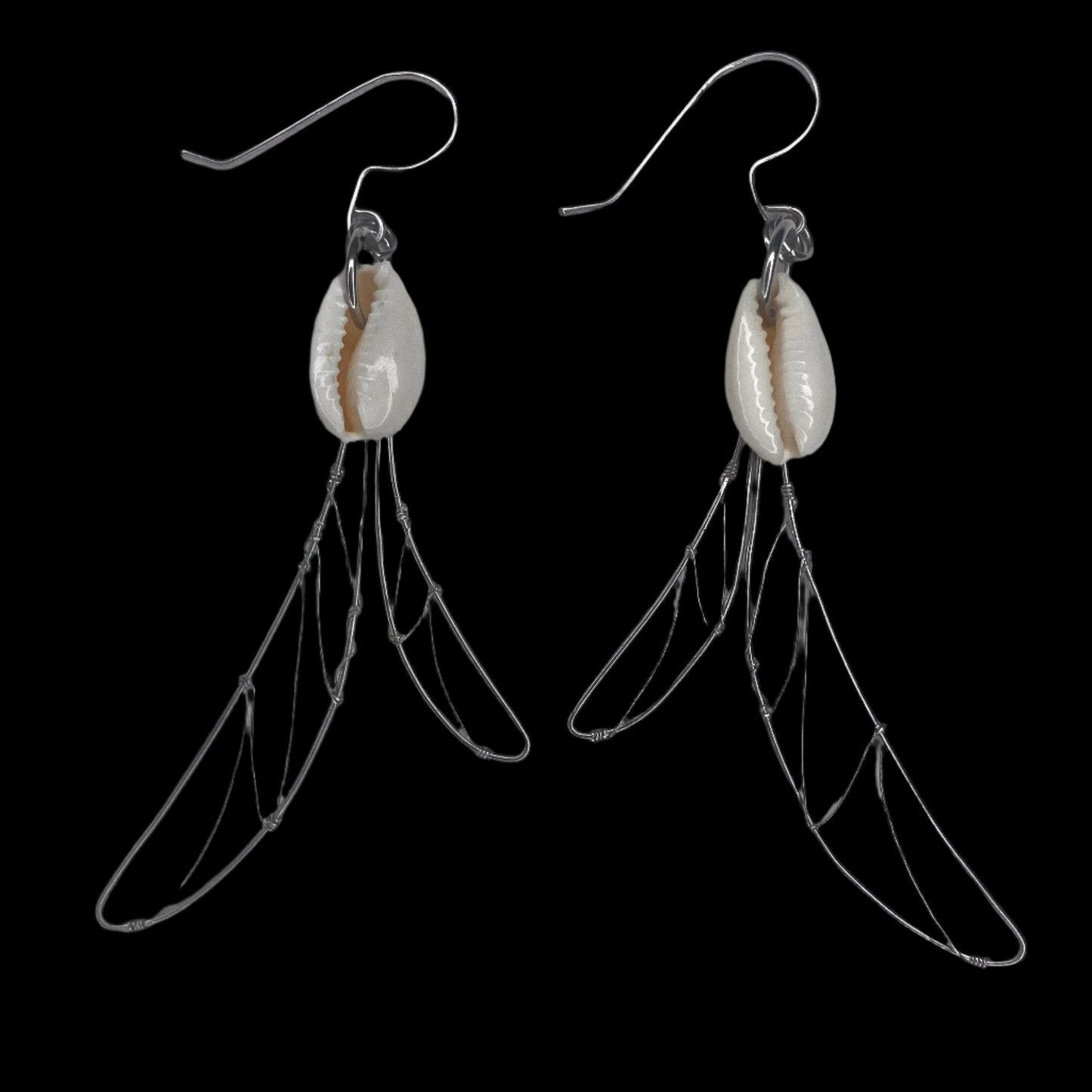 Regard Earrings